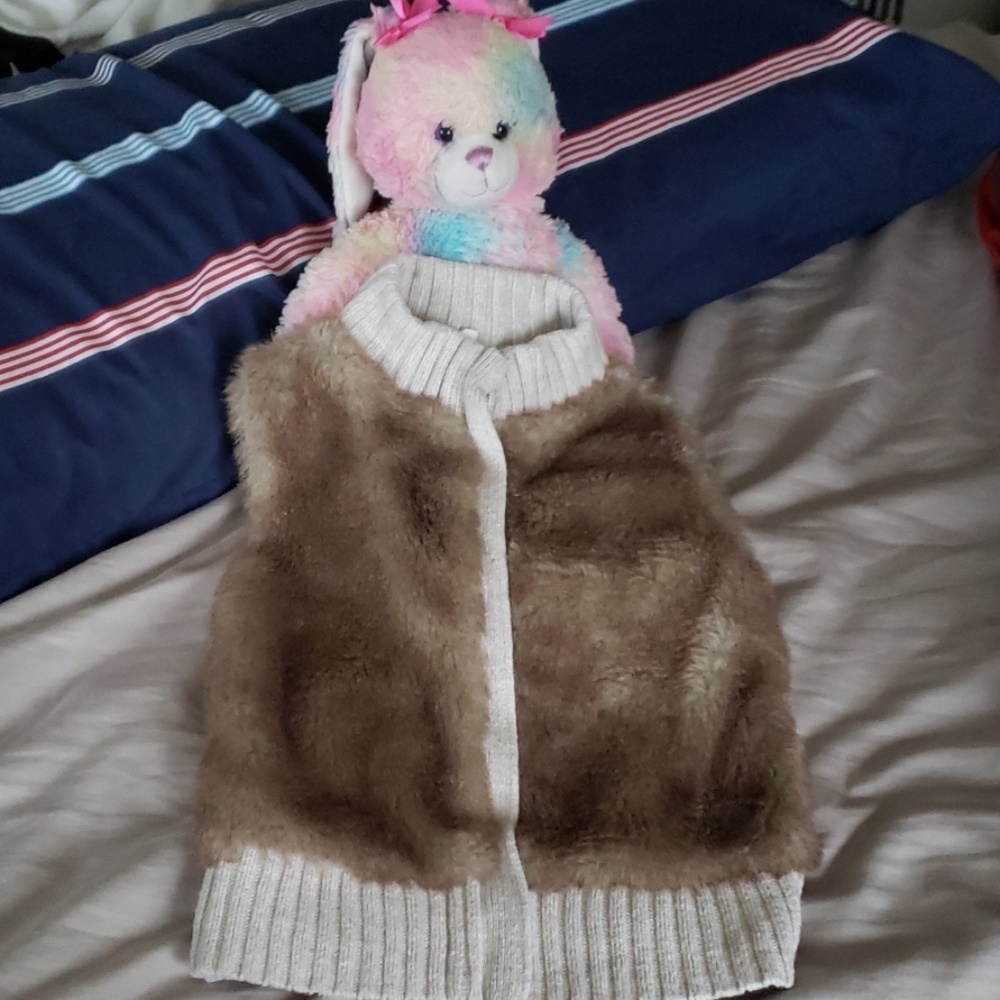 Gap Kids fur-vest